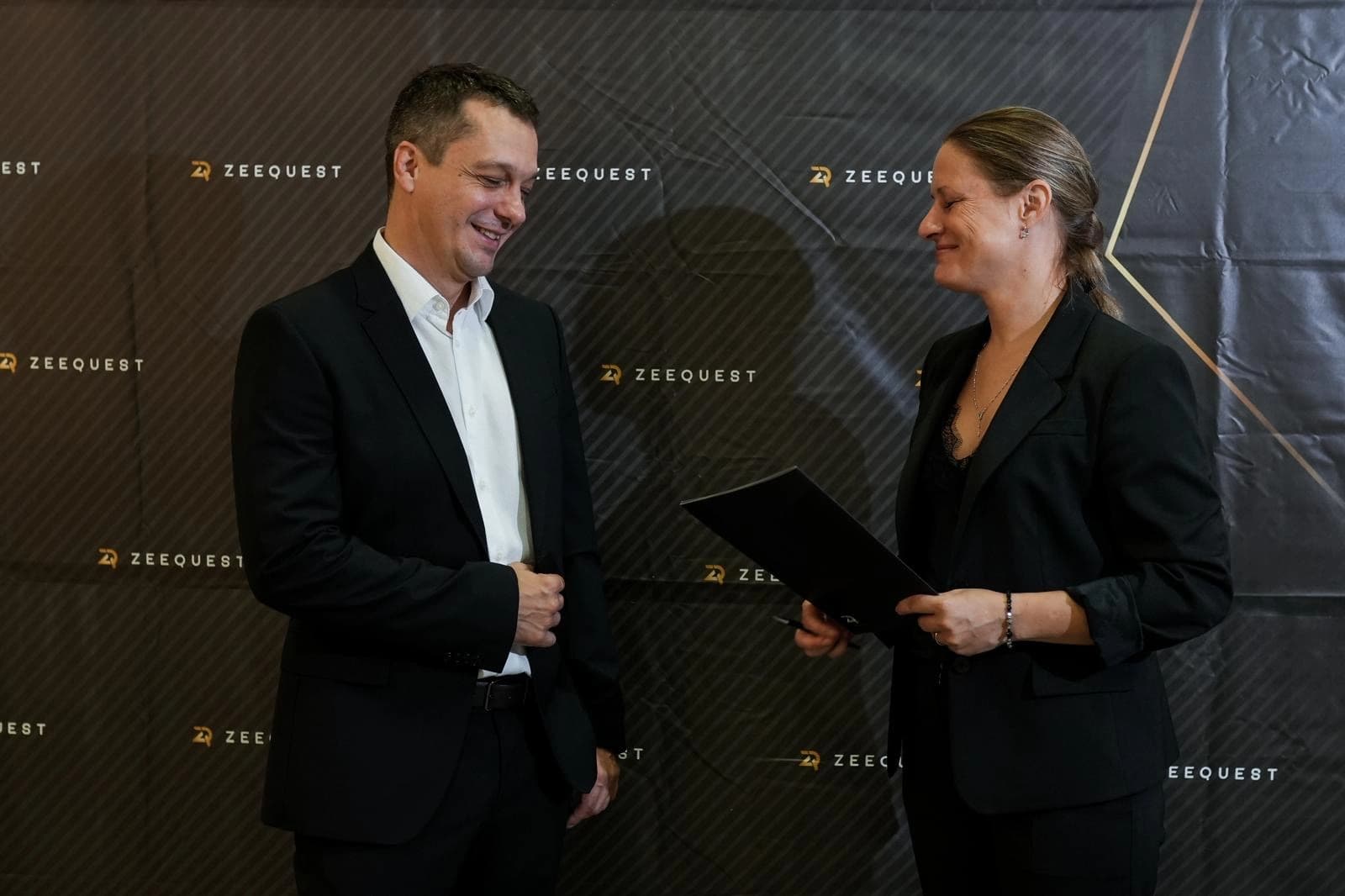 Gregor Brajović meeting a ZeeQuest colleague