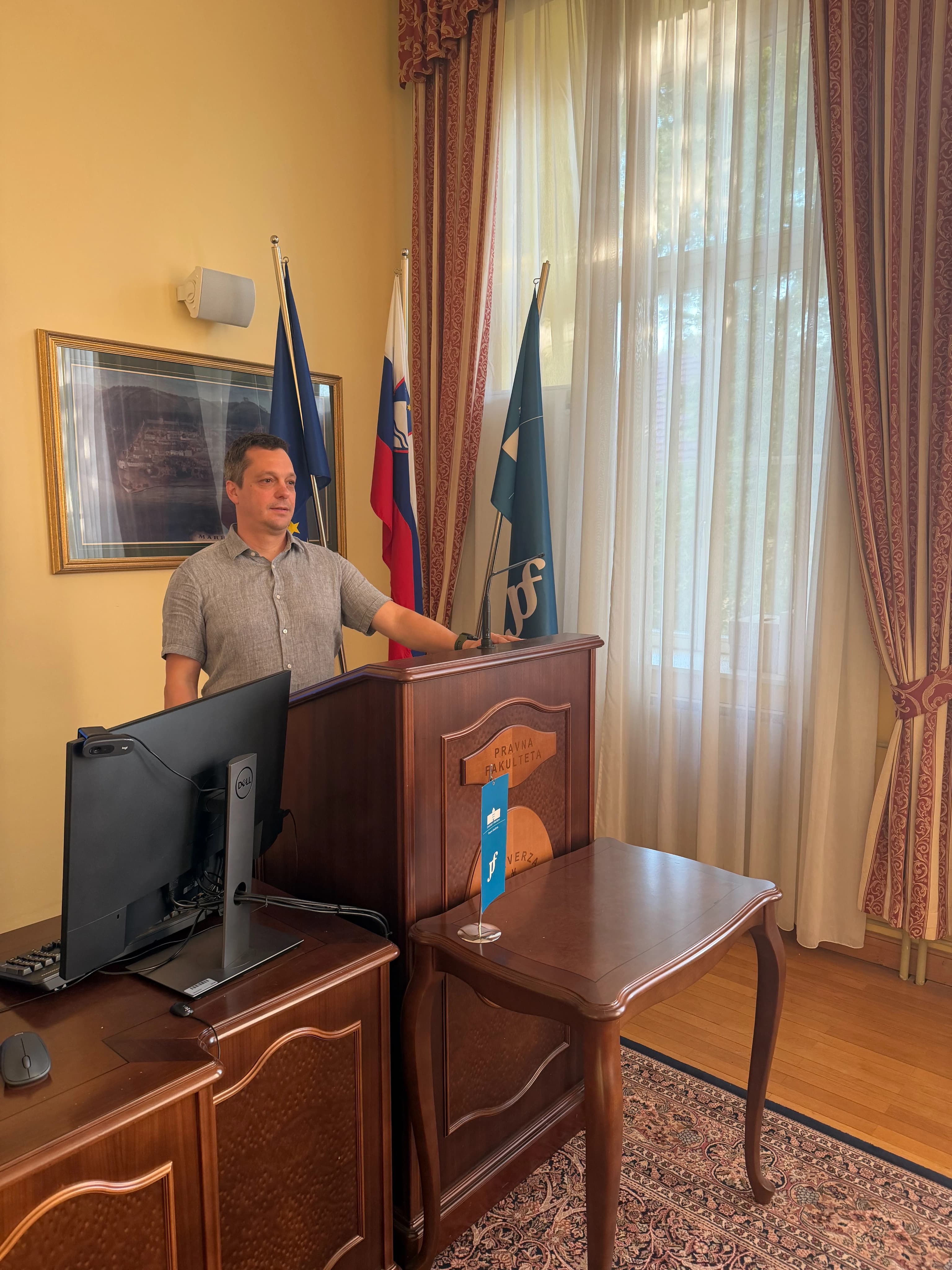 Gregor Brajović presenting at the University of Ljubljana